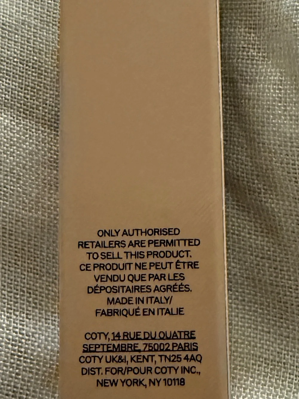 Burberry Kisses Matte Lip Colour - Nude Beige